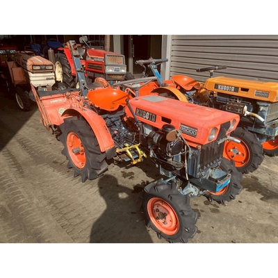 KUBOTA トラクター B5000