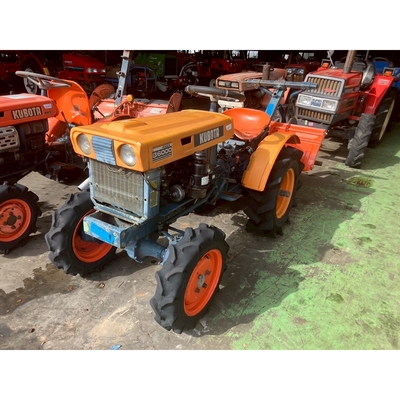 KUBOTA トラクター B6000