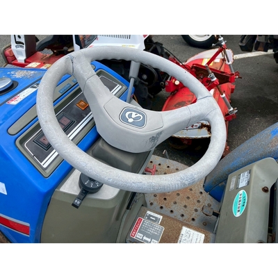 ISEKI トラクター TM15