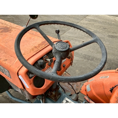 KUBOTA トラクター B7001D