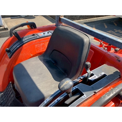 KUBOTA トラクター GT3