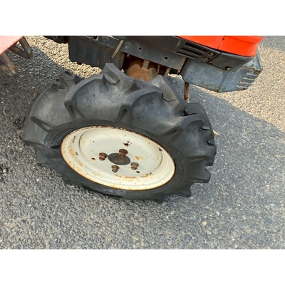 KUBOTA トラクター B52