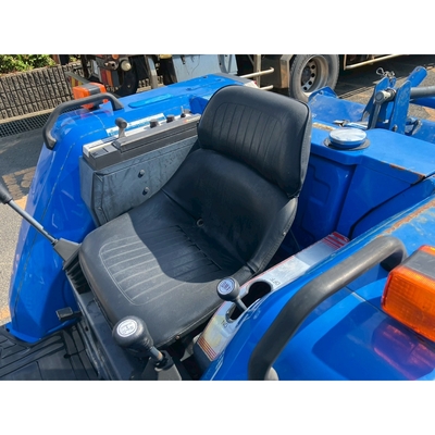 ISEKI トラクター TA207F