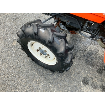 KUBOTA トラクター GB20