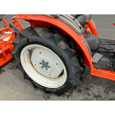KUBOTA トラクター GB20
