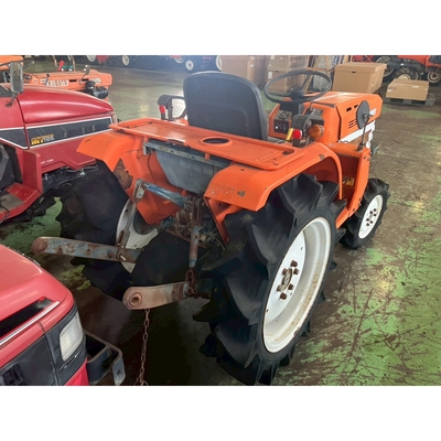 KUBOTA トラクター B1600