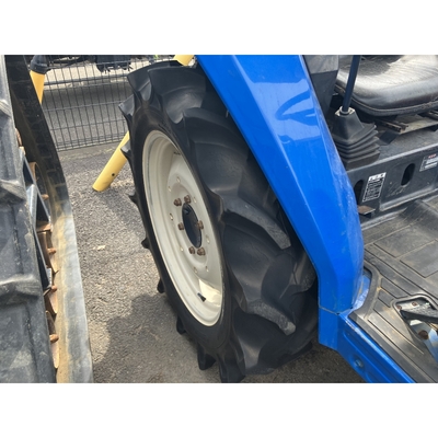 ISEKI トラクター TA262F