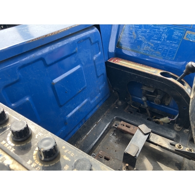 ISEKI トラクター TA262F