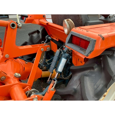 KUBOTA トラクター L1-20