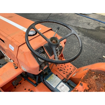 KUBOTA トラクター B1200