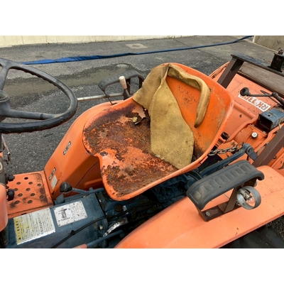 KUBOTA トラクター B1200