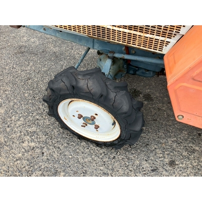 KUBOTA トラクター B1200