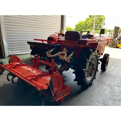 KUBOTA トラクター L1-215