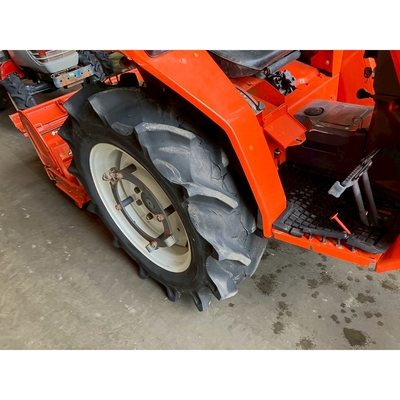 KUBOTA トラクター L1-215
