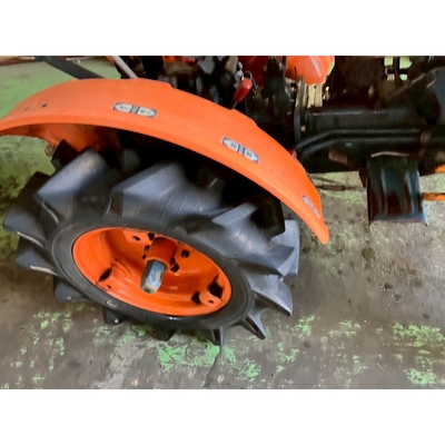 KUBOTA トラクター B6000