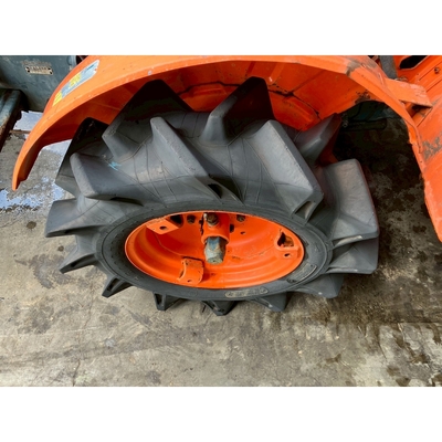 KUBOTA トラクター B6000