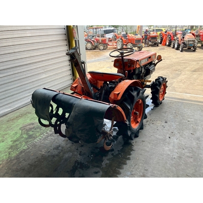 KUBOTA トラクター B6000