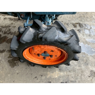 KUBOTA トラクター B6000