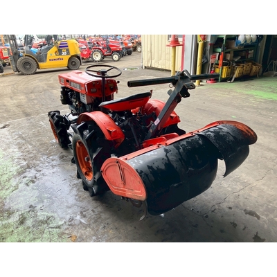 KUBOTA トラクター B6000
