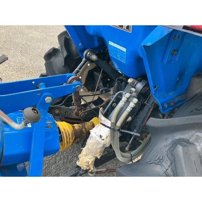 ISEKI トラクター TA215F