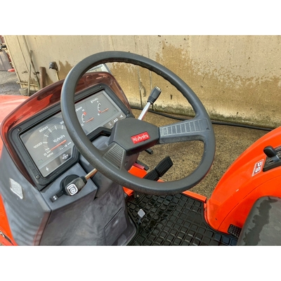 KUBOTA トラクター GT5