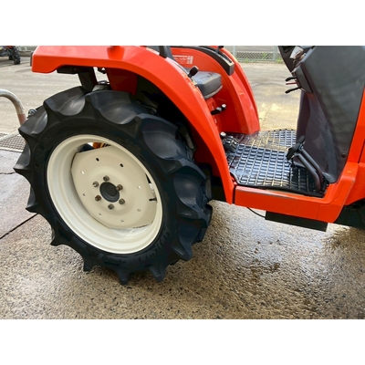 KUBOTA トラクター GT5