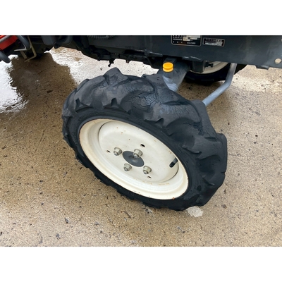 KUBOTA トラクター GB13