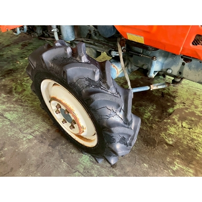 KUBOTA トラクター L1-205D