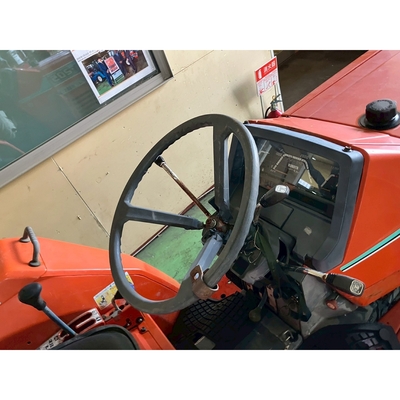 KUBOTA トラクター L1-205D