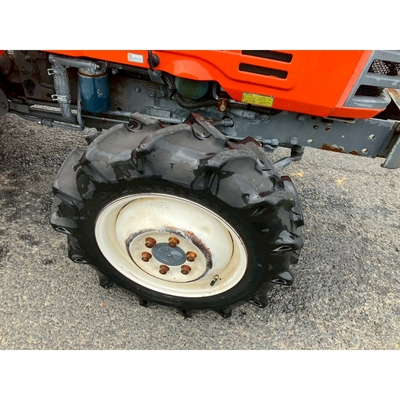 KUBOTA トラクター L1-215D