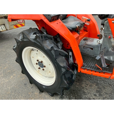 KUBOTA トラクター L1-215D