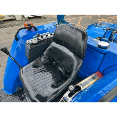ISEKI トラクター TA215F