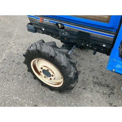 ISEKI トラクター TA215F