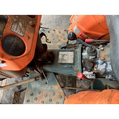 KUBOTA トラクター B7001