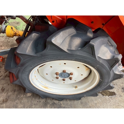 KUBOTA トラクター L1-215