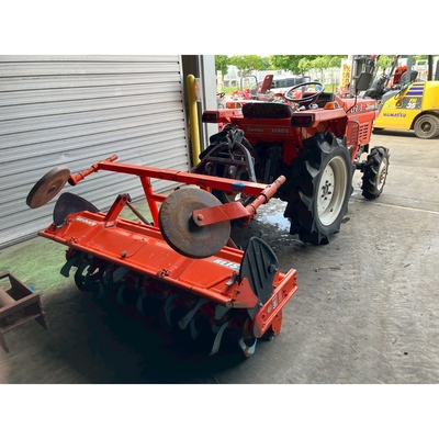 KUBOTA トラクター L1-215