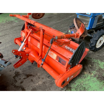KUBOTA トラクター L1-215