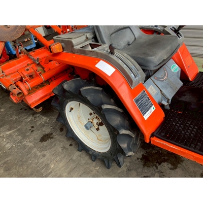 KUBOTA トラクター A-13