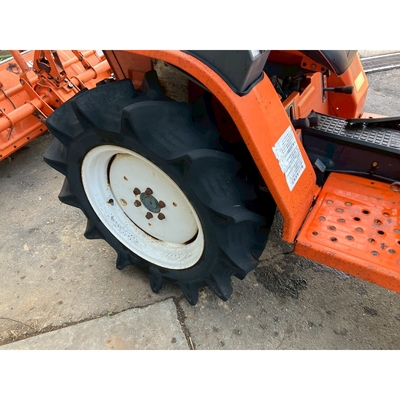 KUBOTA トラクター B1-15D