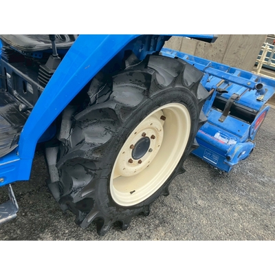 ISEKI トラクター TA255F