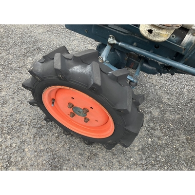 KUBOTA トラクター B6000