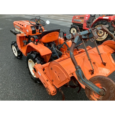 KUBOTA トラクター B1200
