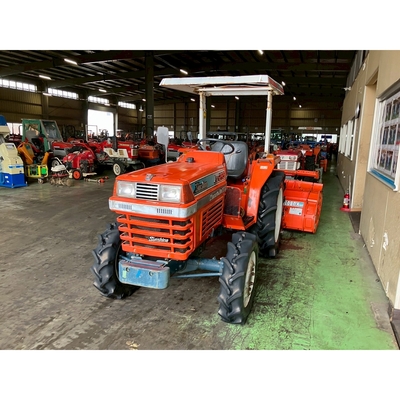 KUBOTA トラクター L1-245