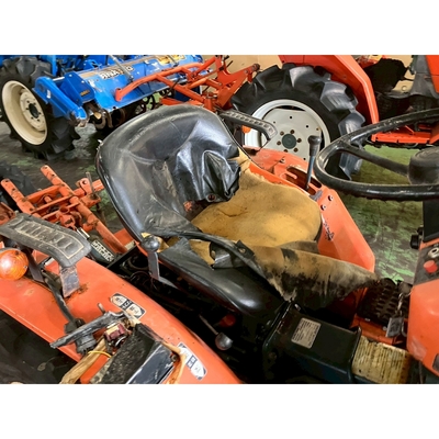 KUBOTA トラクター B1502D