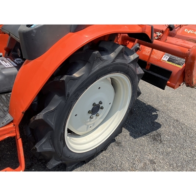 KUBOTA トラクター KB18