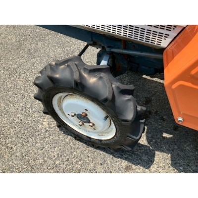 KUBOTA トラクター B1400D