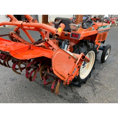 KUBOTA トラクター L1-20S