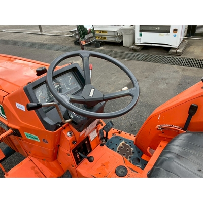KUBOTA トラクター L1-26D