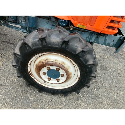 KUBOTA トラクター L1-26D