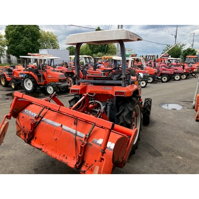 KUBOTA トラクター GT3
